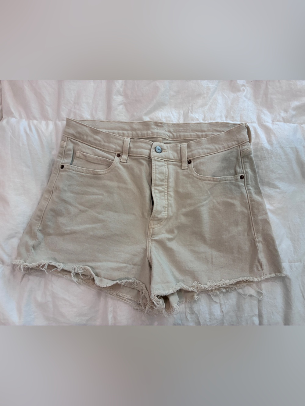 Old Navy Sky High A line Cream Frayed Hem Denim Shorts